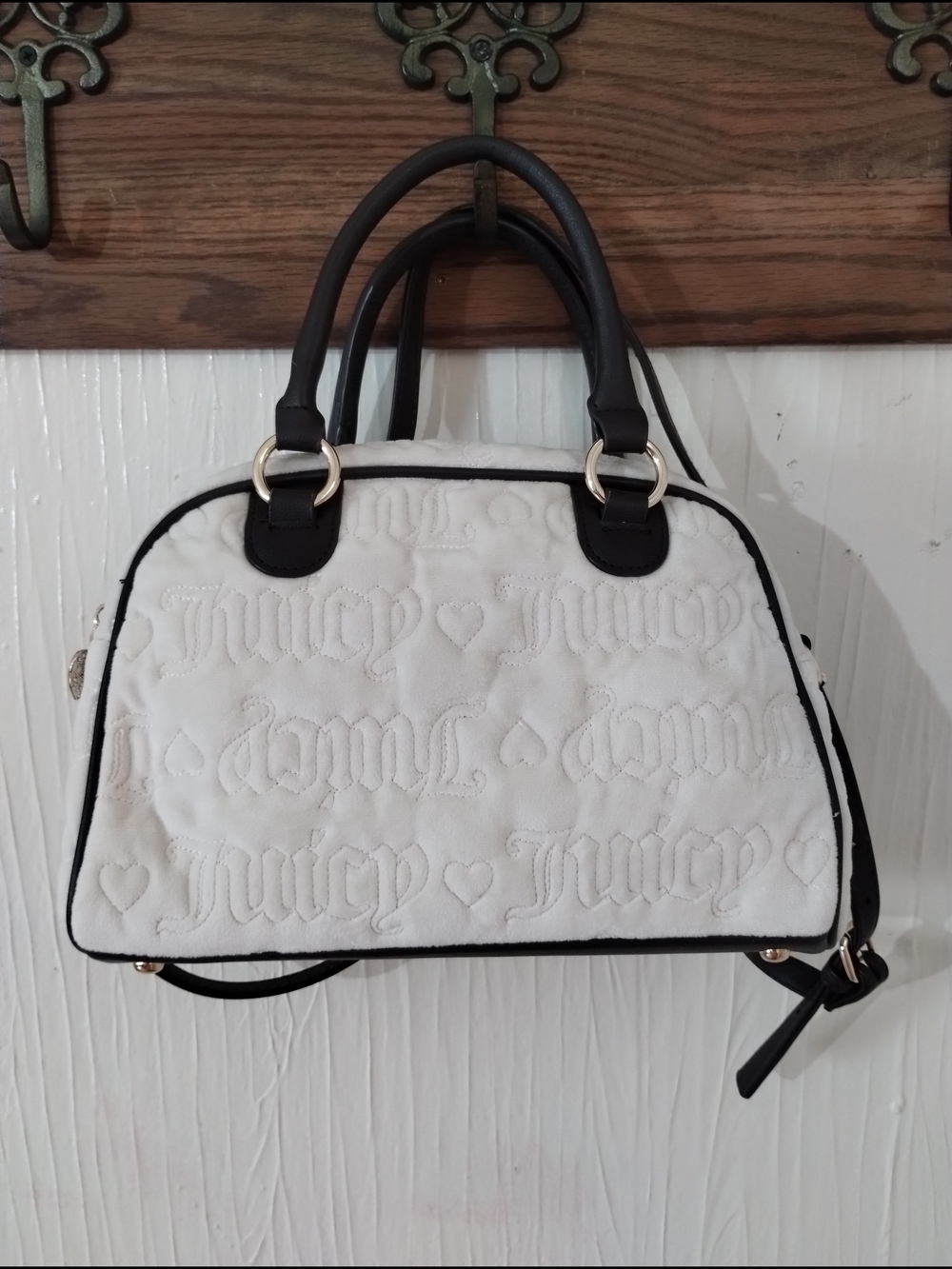 Juicy Couture Velvet Cream Quilted Monogram Satchel Bag. Final Price - Picture 10 of 12